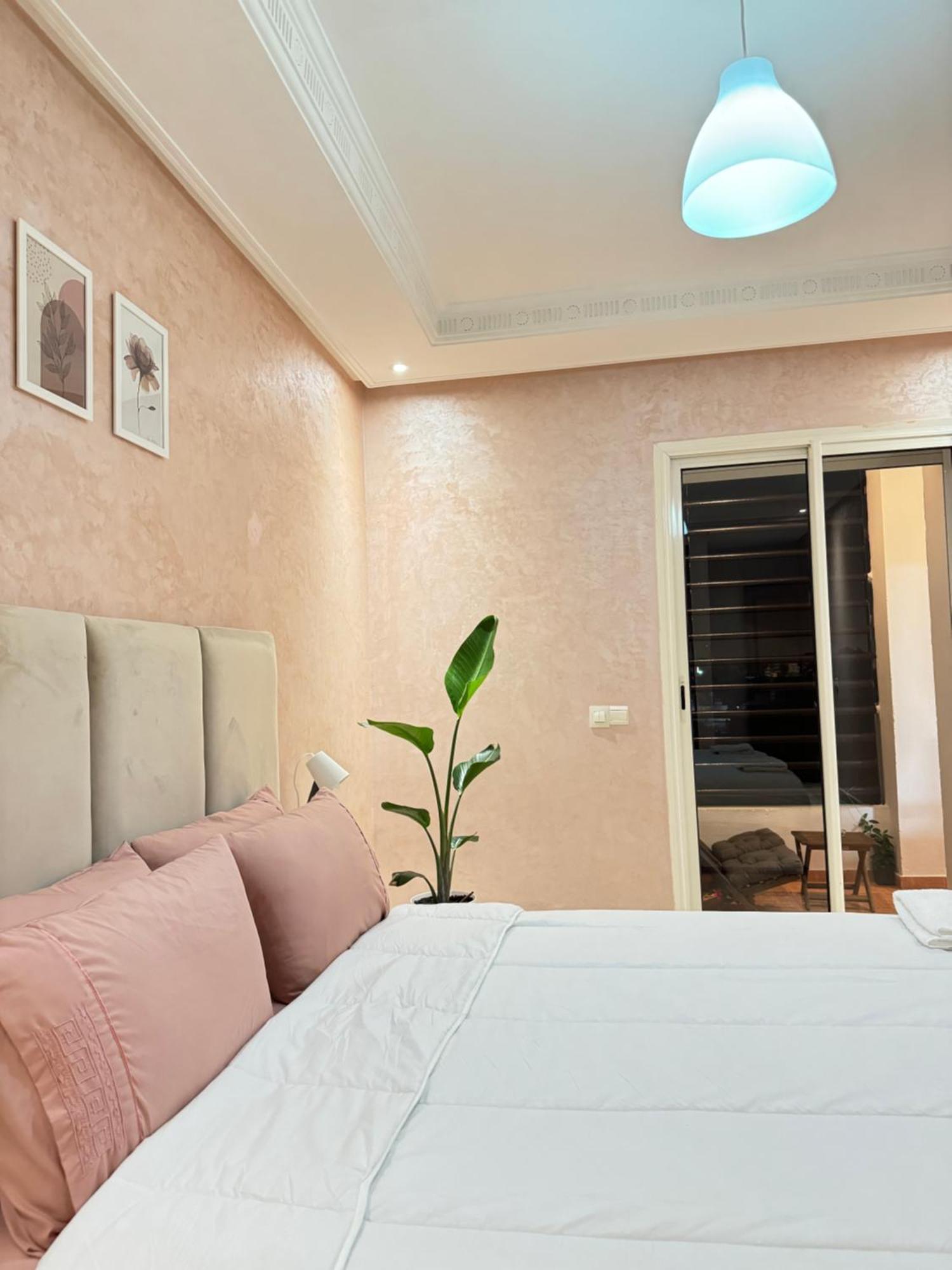 Suitouiss - Agdal 2 - Appartement A 2 Minutes De La Gare De Train Tgv Рабат Екстериор снимка